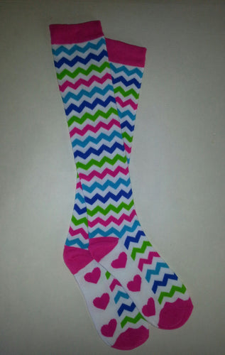 Zigzag Heart Knee High Socks